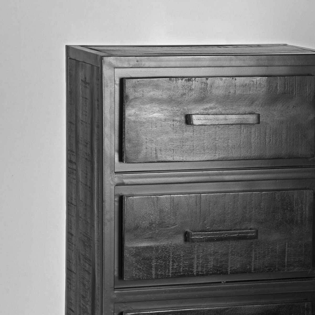 Ladekast Chili zwart mangohout, 50x30x105 cm