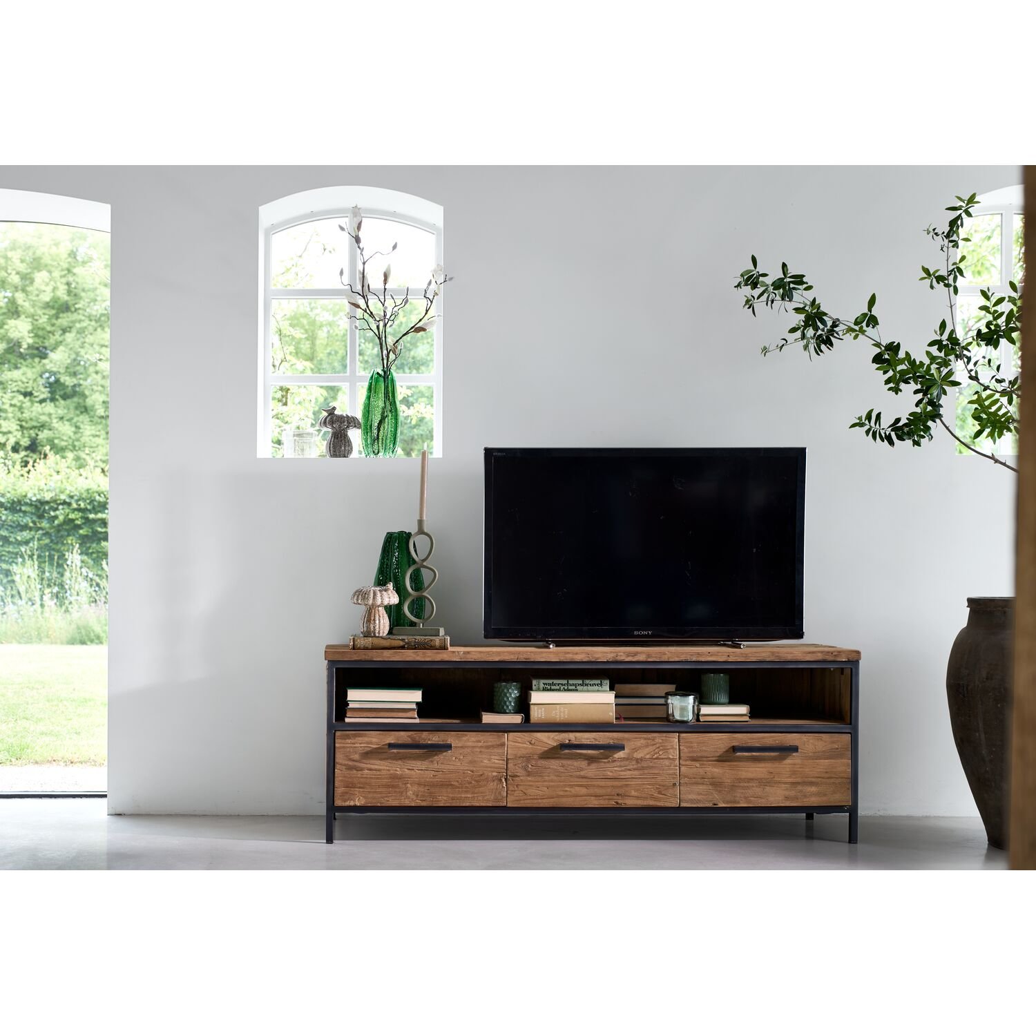 Tv-meubel Romaro  54 x 147 teak mix rough