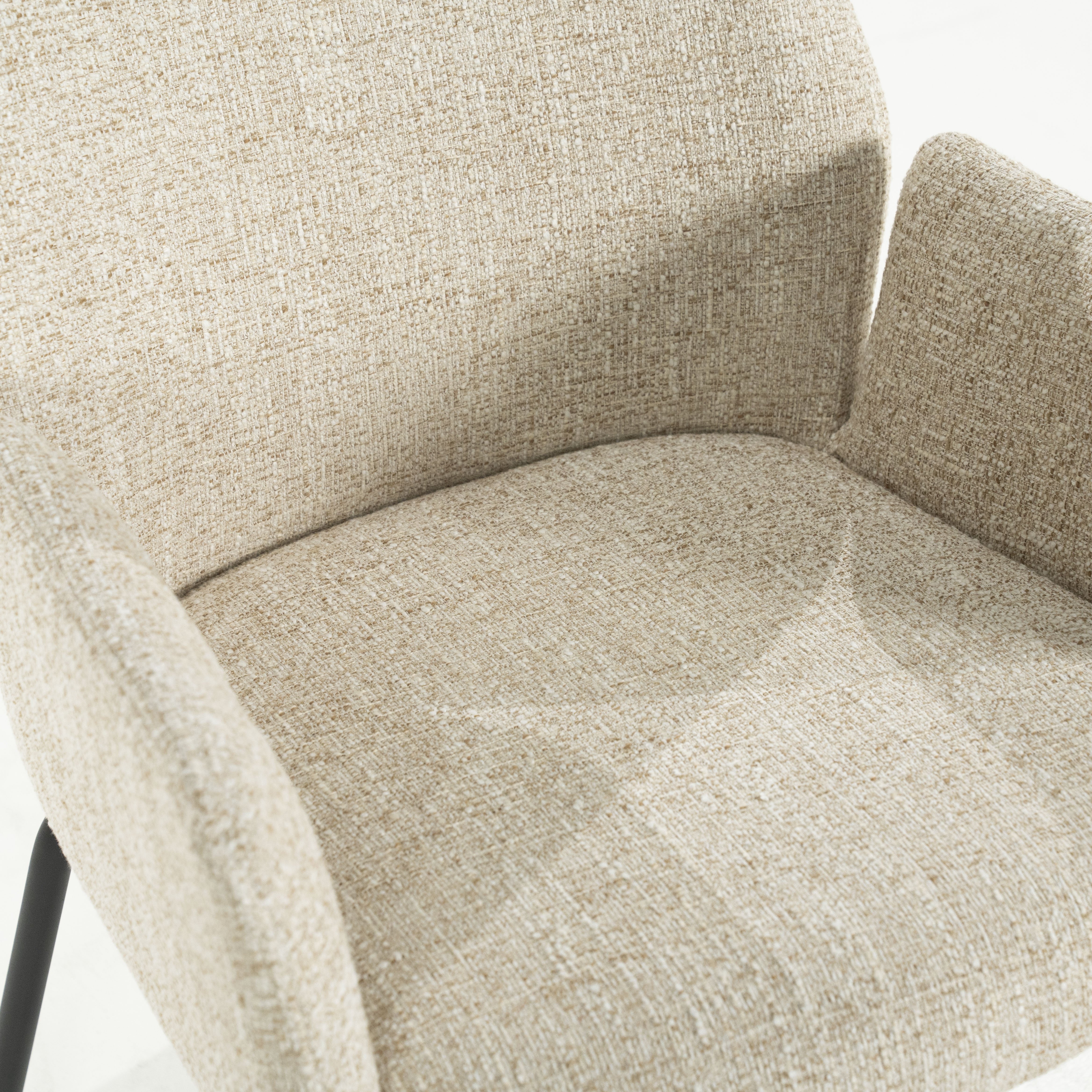 Armstoel Ibba in beige