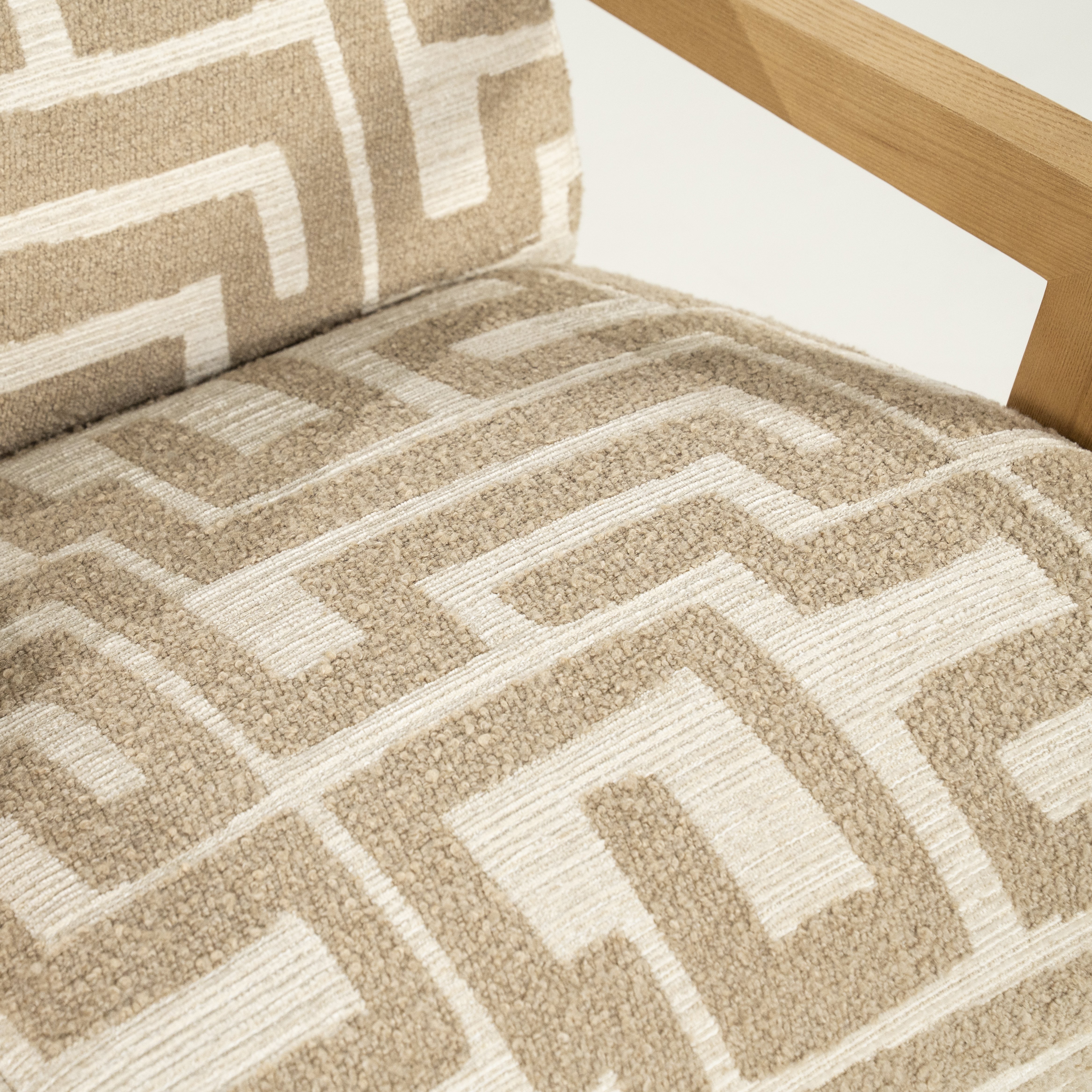 Fauteuil Ollie in libre taupe