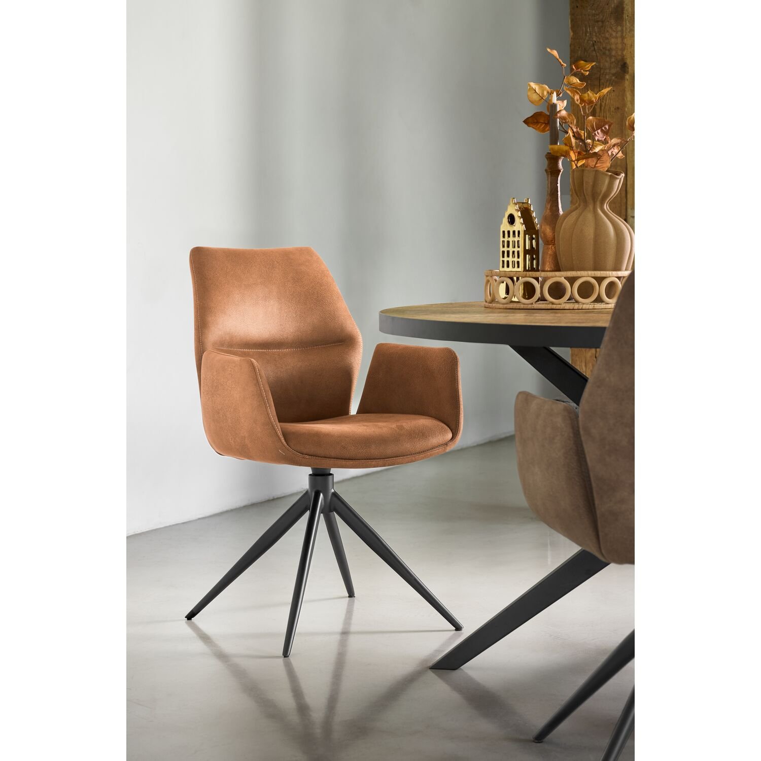 Armstoel Faido Zorro cognac