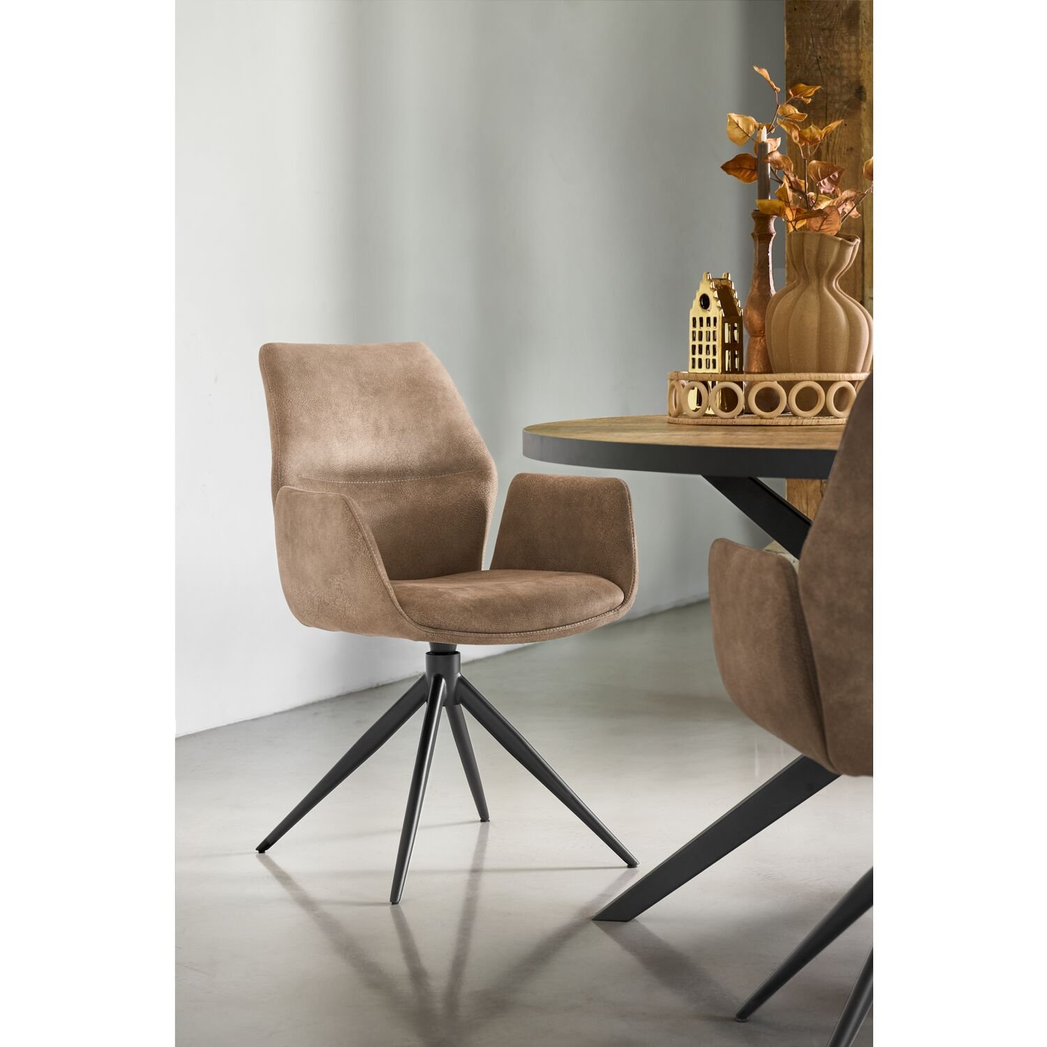 Armstoel Faido Zorro taupe