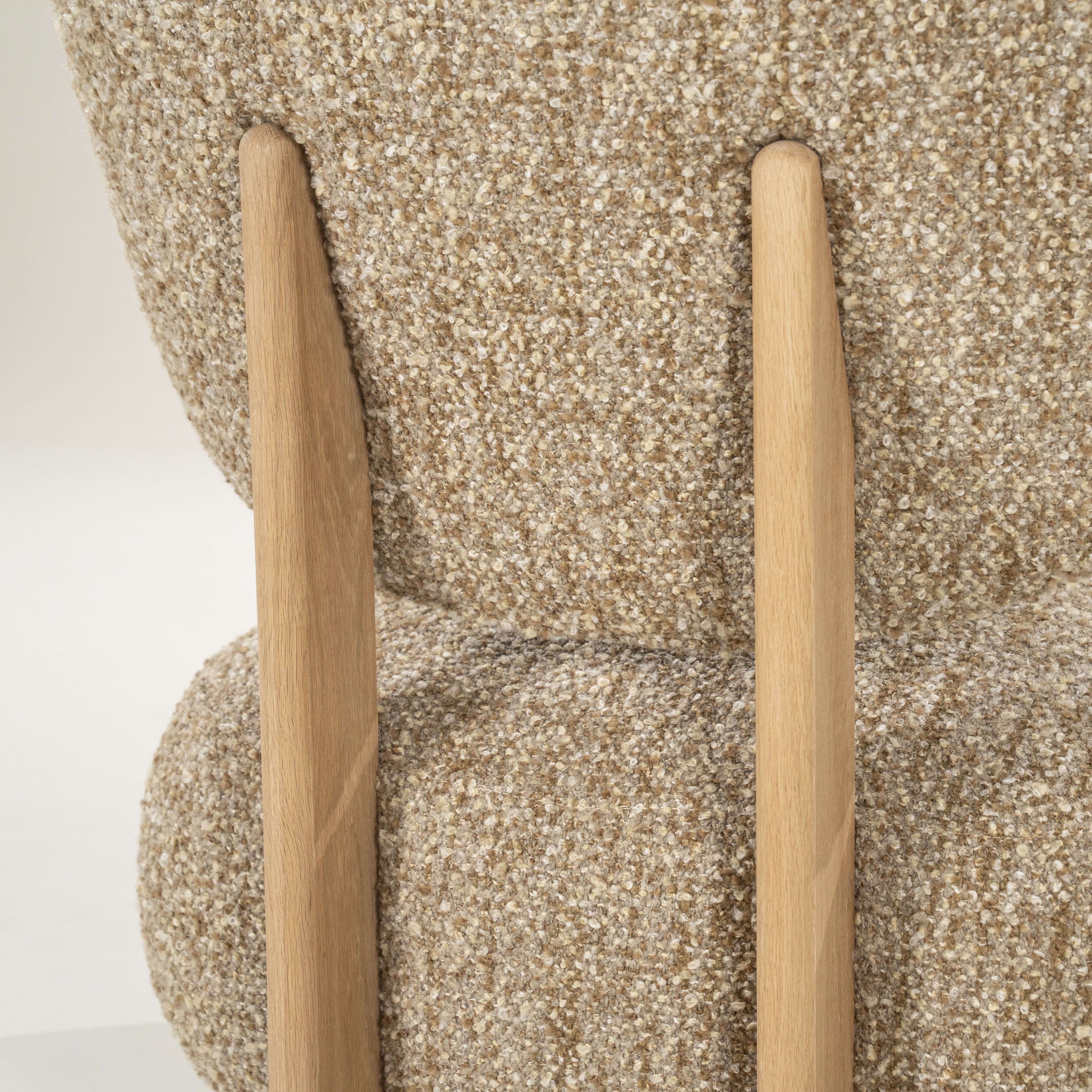 Fauteuil Reid in taupe met naturel poot