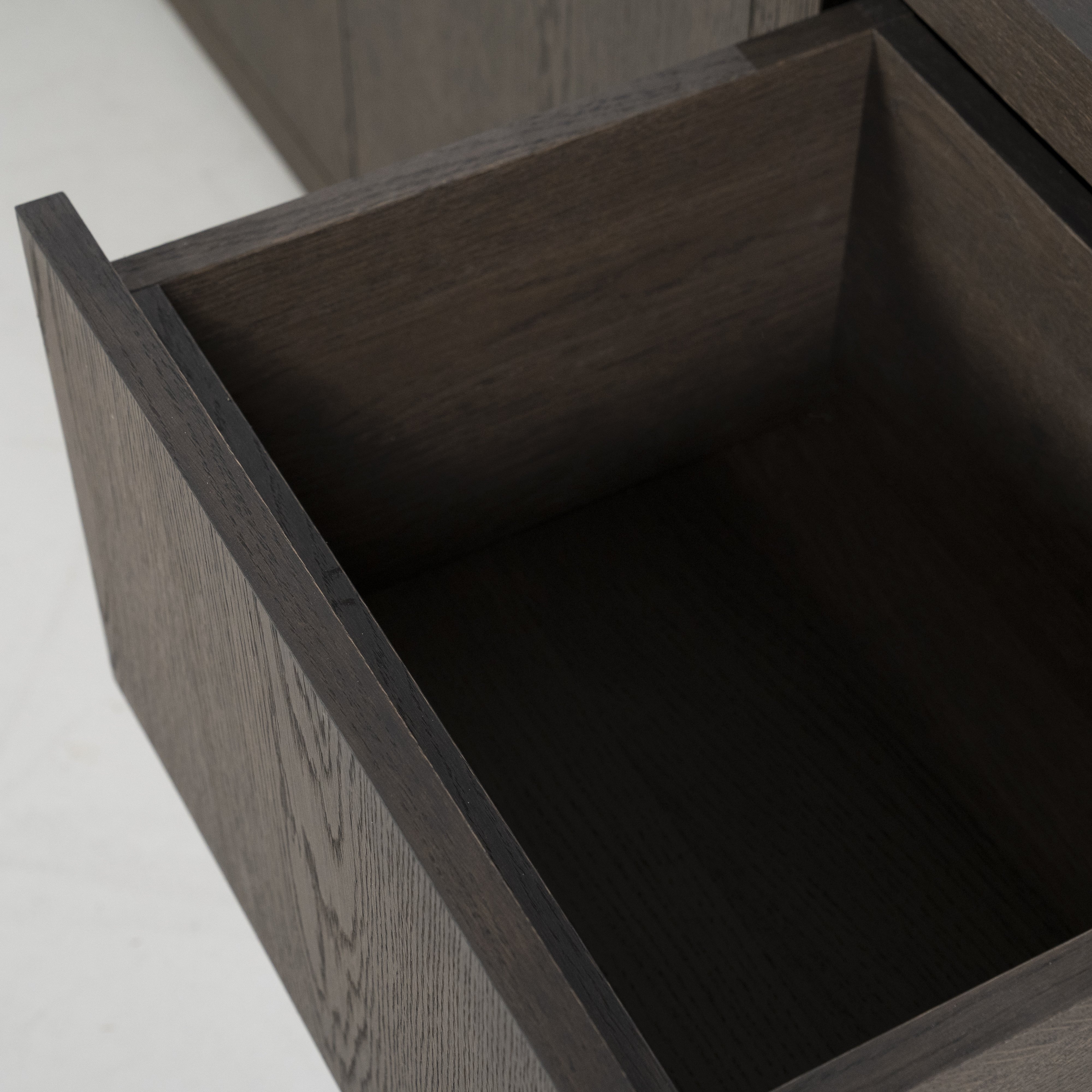 Dressoir Helvo 2 deuren 2 lades 2 open vakken bruin