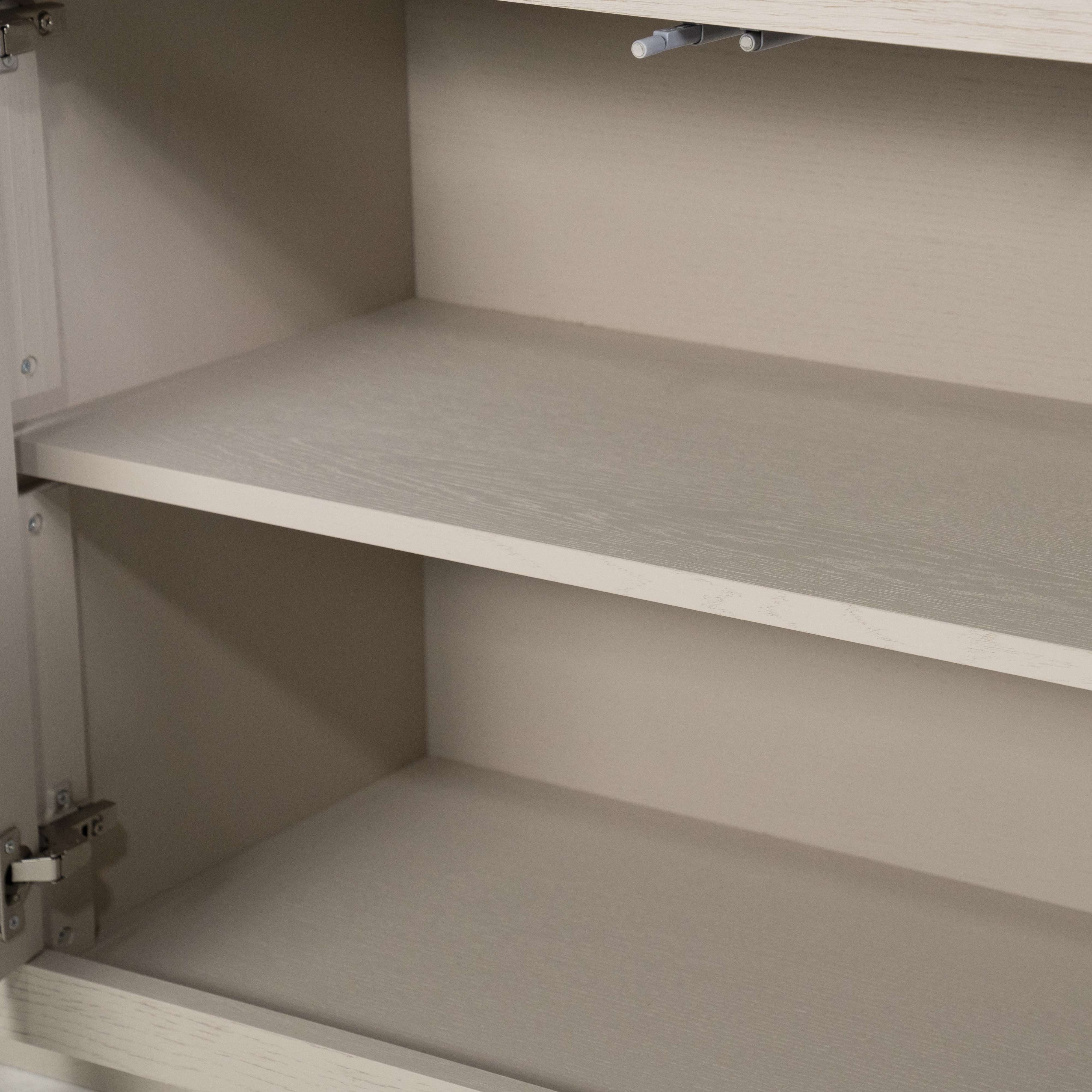 Dressoir Helvo 2 deuren 2 lades 2 open vakken in taupe