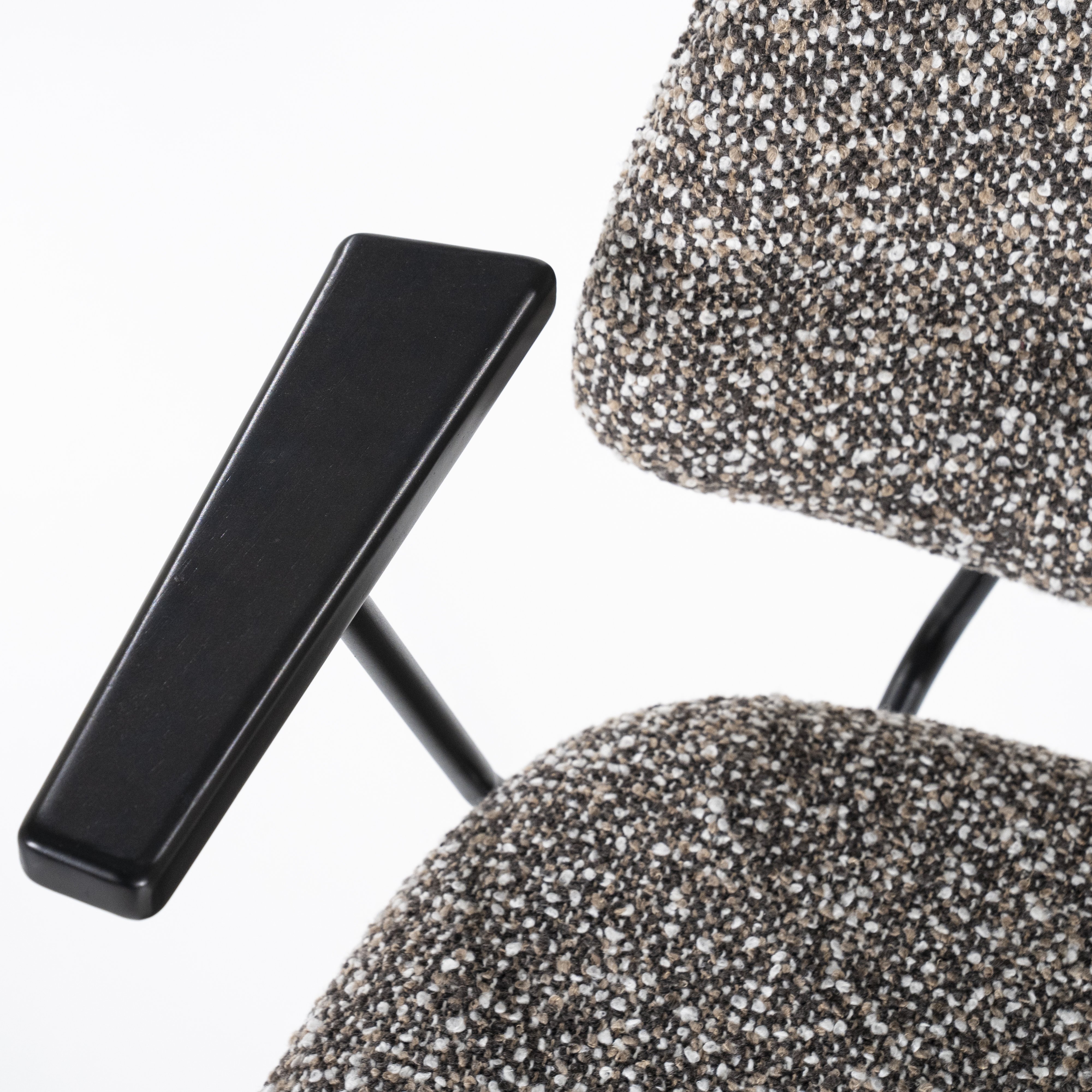 Armstoel Jonte taupe