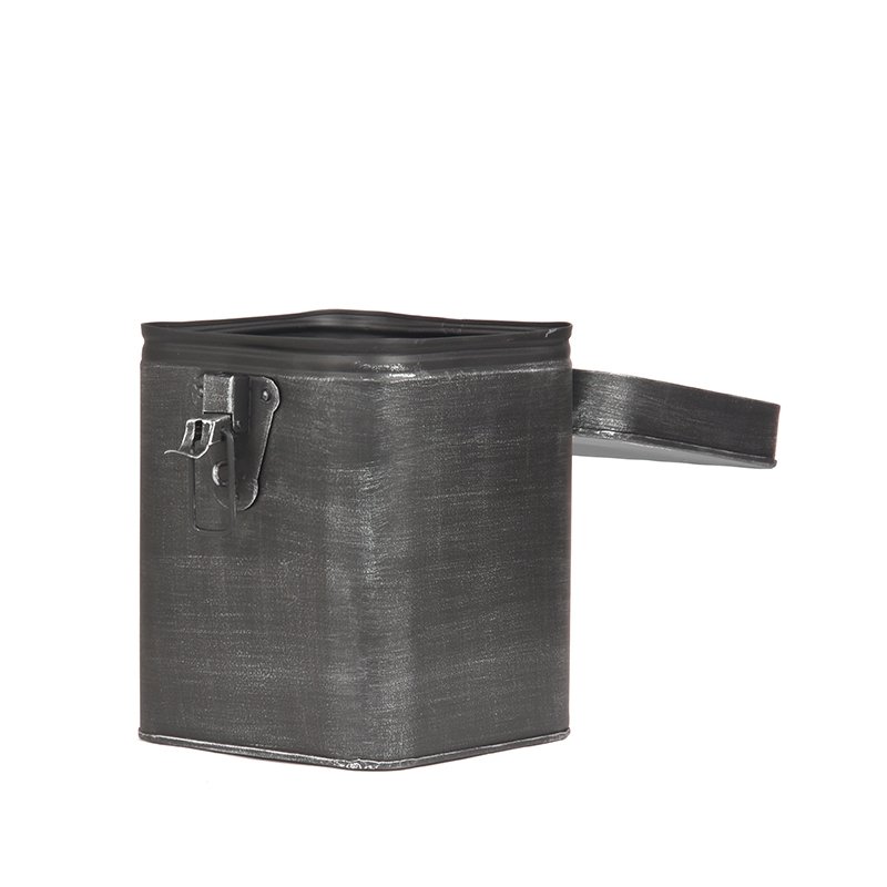 Opbergbox antiek zwart metaal, 15x16x19 cm