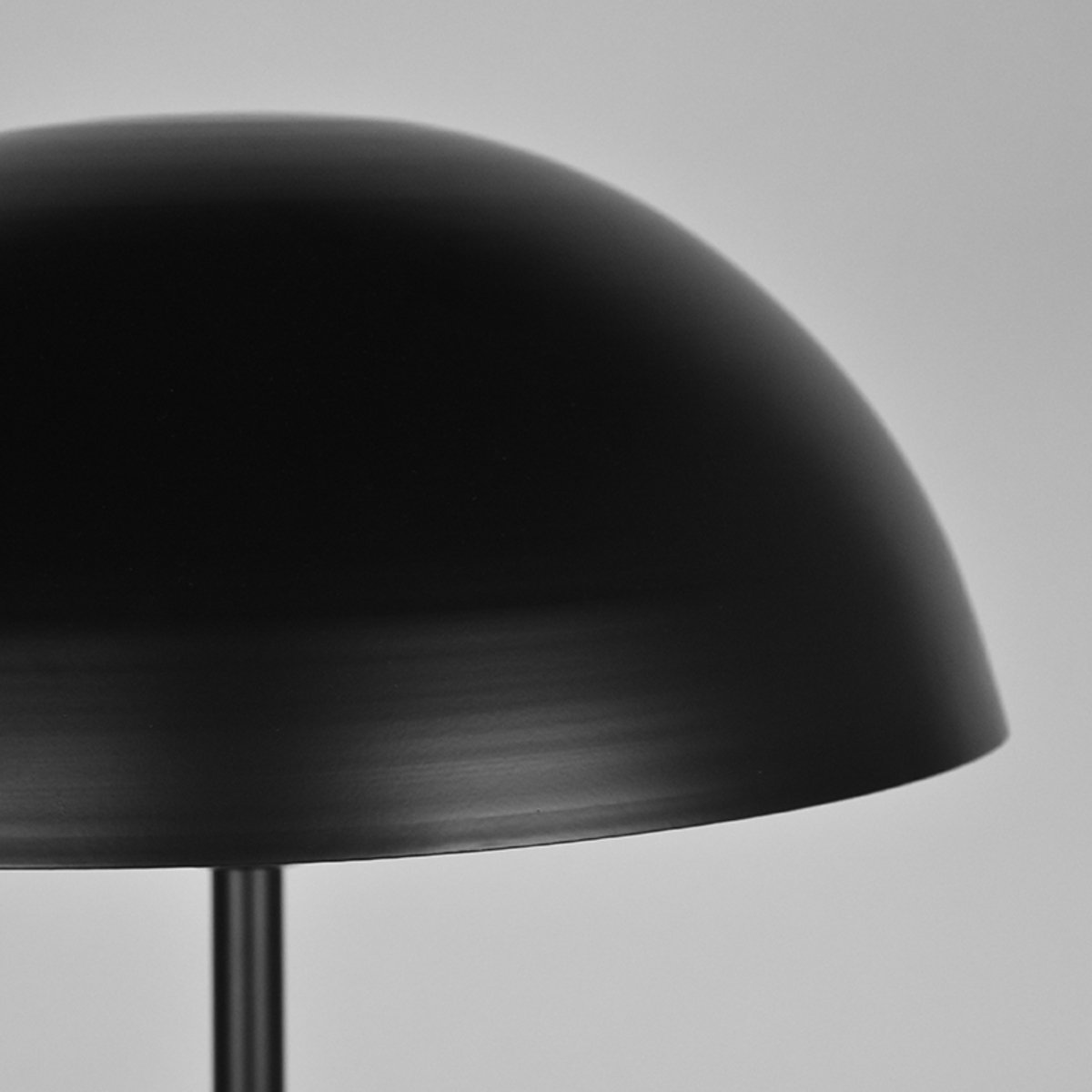 Vloerlamp Globe zwart metaal, 39x152 cm