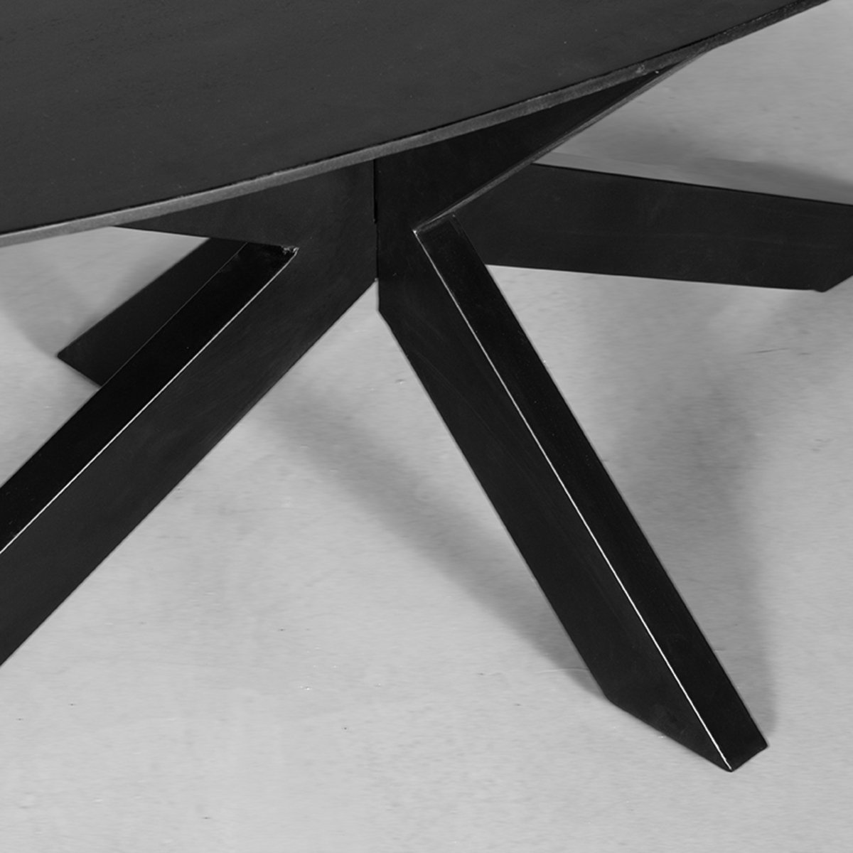 Eetkamertafel Zion zwart mangohout, 240x110 cm