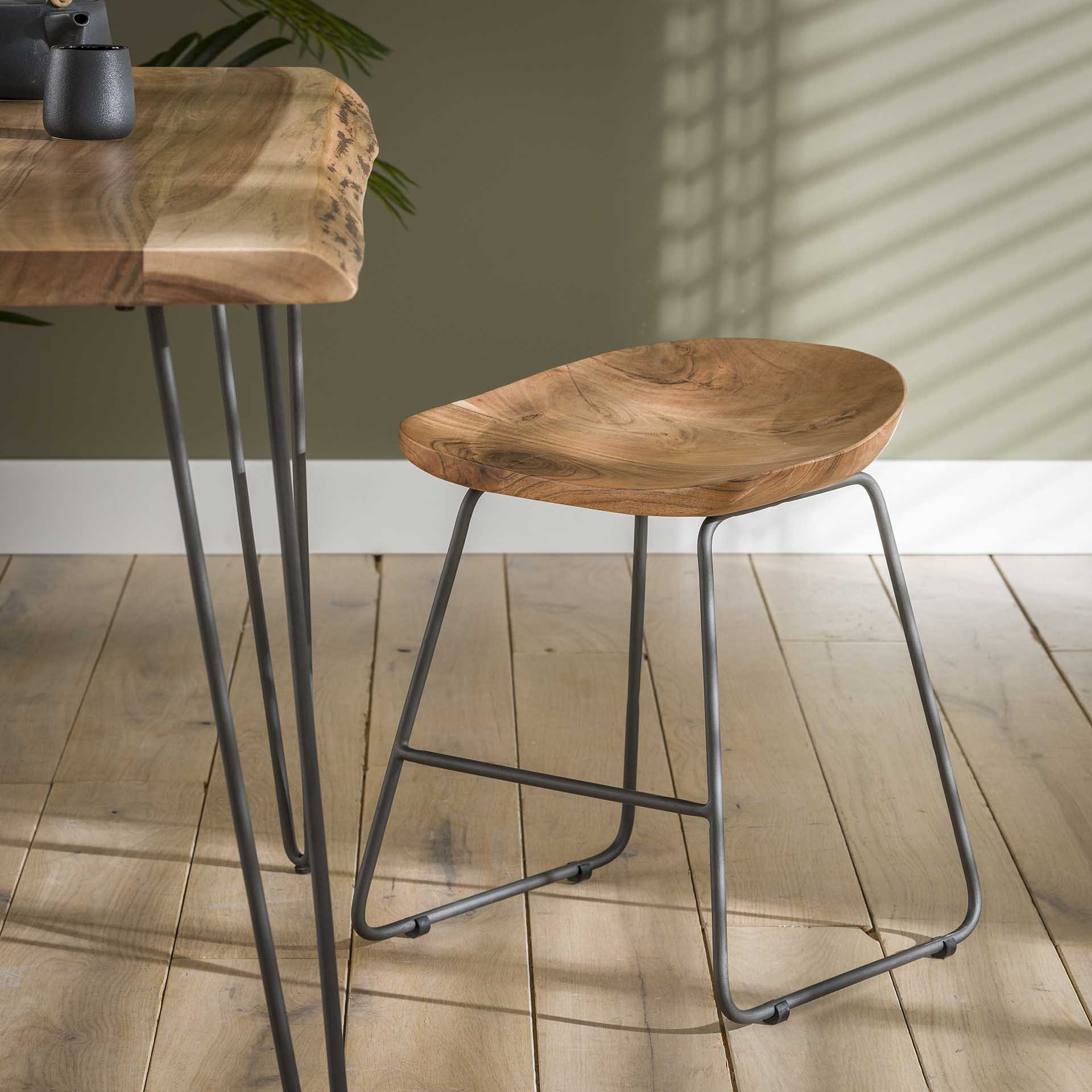Kruk hout ergo. VPE2 / Massief acacia naturel