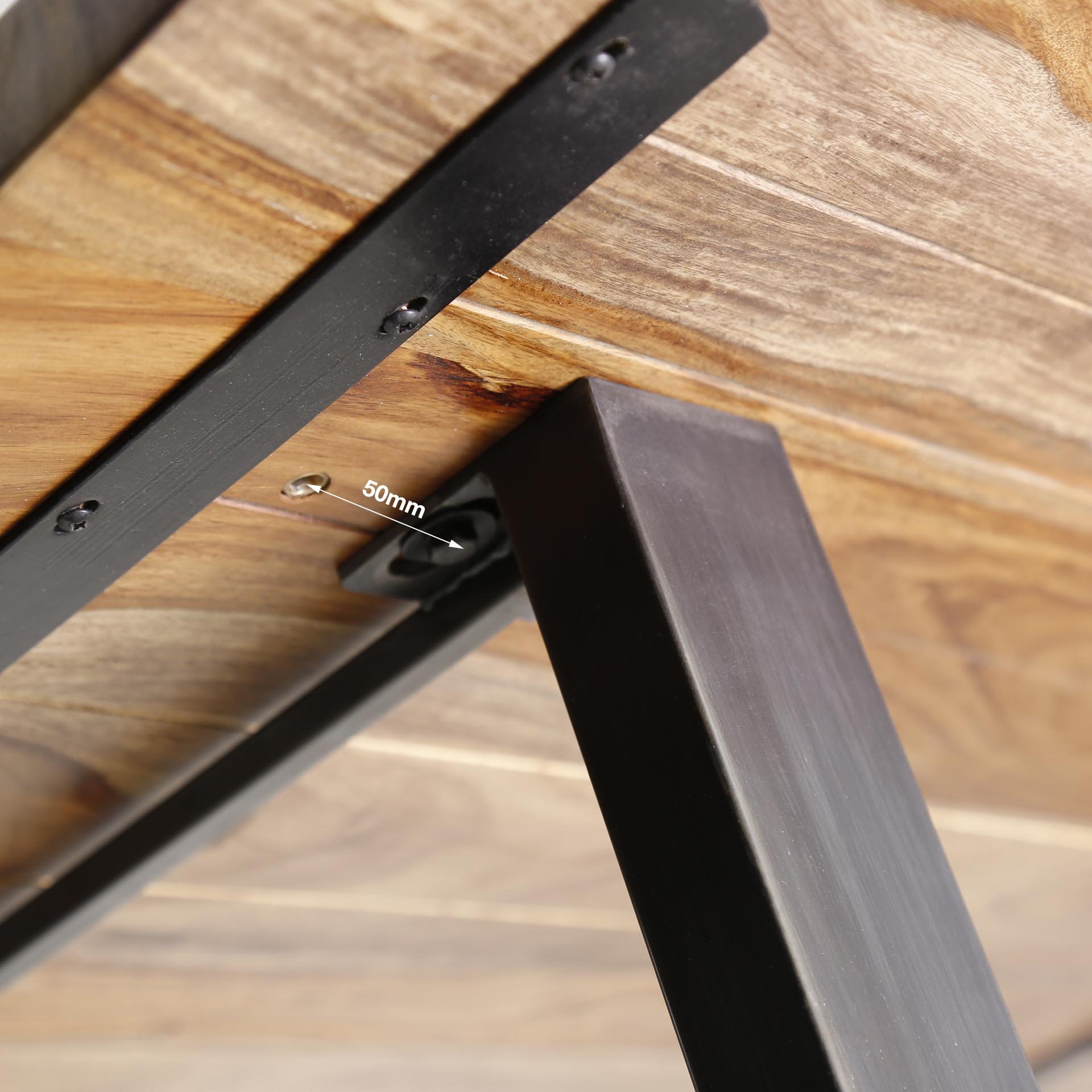 (niet op de site) Eetkamertafel 200 Nutwood