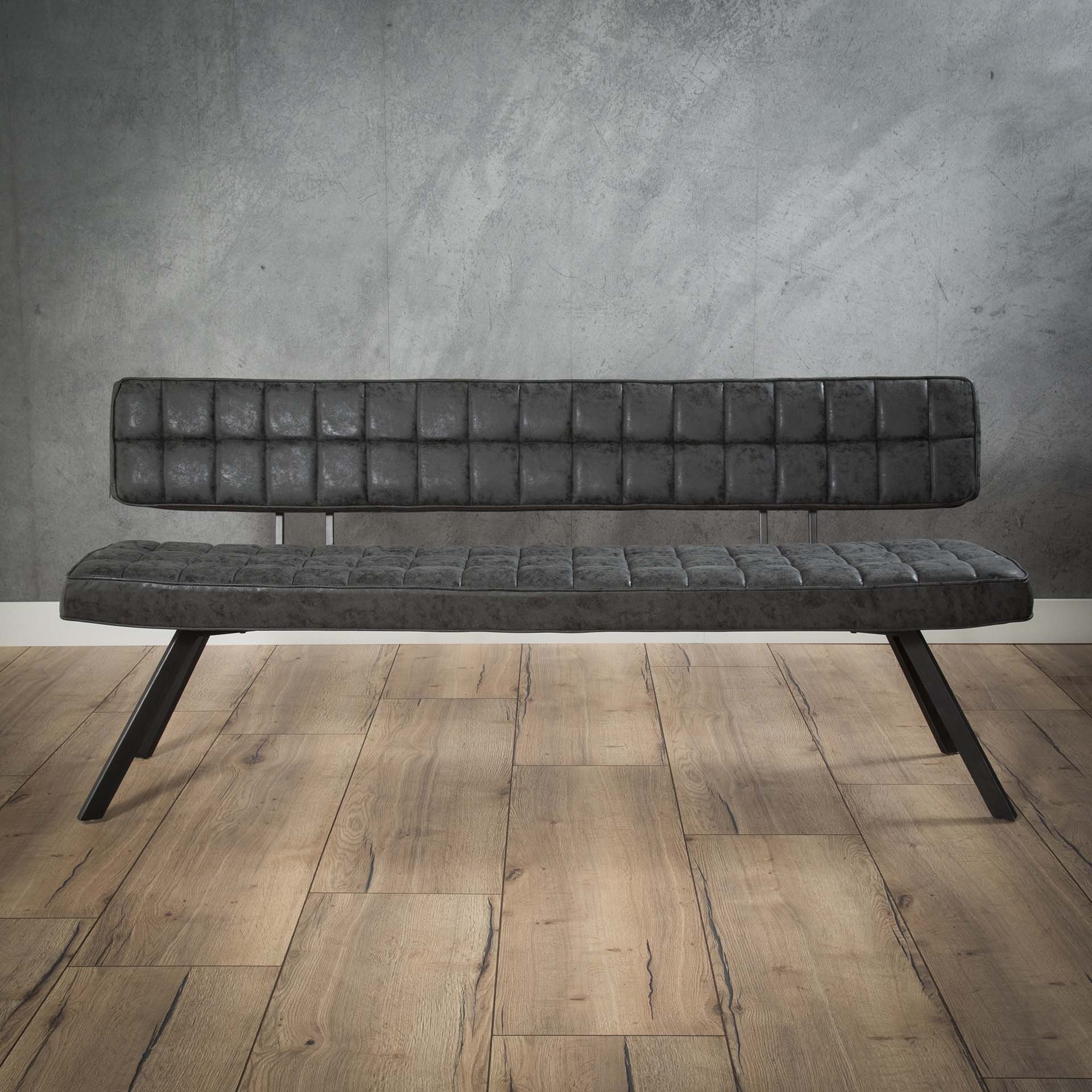 Eetkamerbank 180 cm voorzien van kruisstiksel en een open rug. / Wax PU zwart