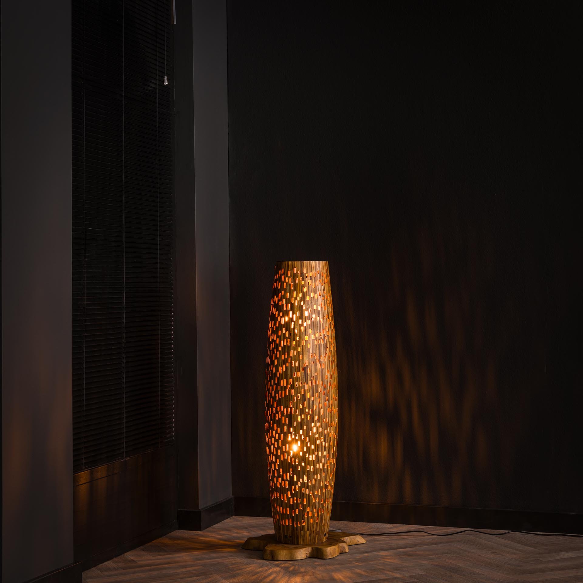 Vloerlamp S bars / Massief gerecycled teakhout