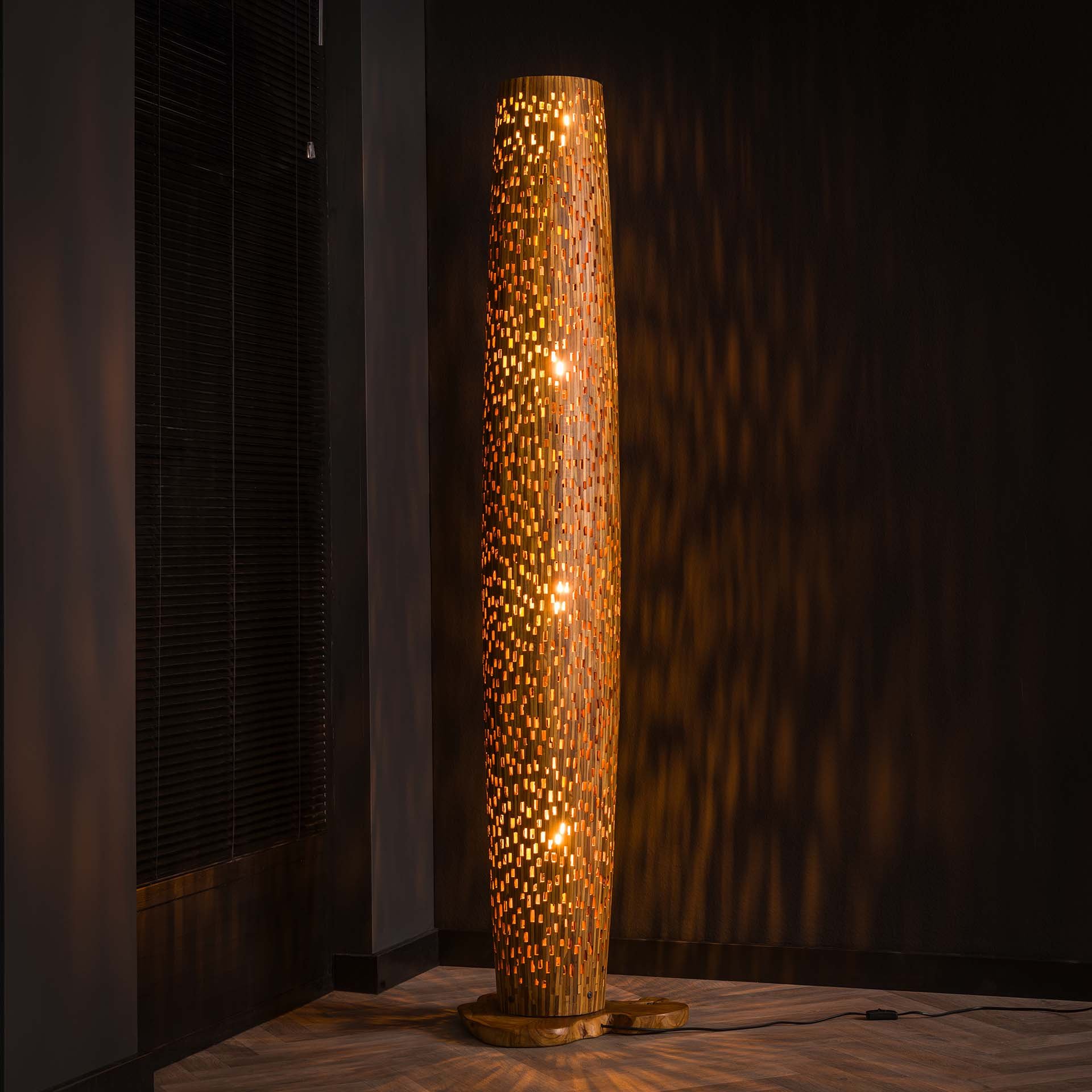 Vloerlamp L bars / Massief gerecycled teakhout