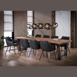 Eetkamertafel 300cm stam in 60mm dik massief acacia met trapezium-vormig frame in 10x10cm zwart geschuurd RVS. / Massief acacia naturel